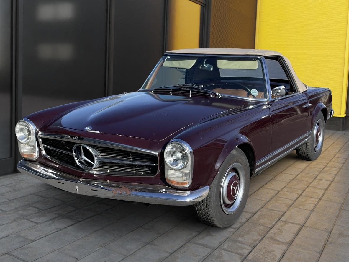 Mercedes-Benz 230 SL Pagode Automatic schöne Farbkombi